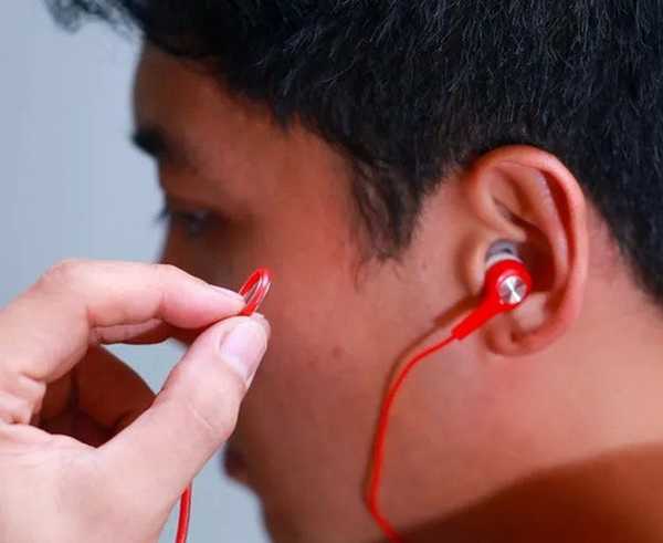 Kako popraviti slušalice kod kuće - upute