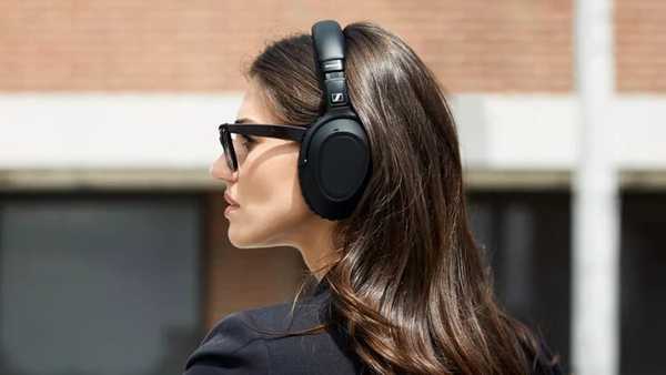 Headphone Nirkabel Sennheiser PXC 550-II Baru (IFA 2019)