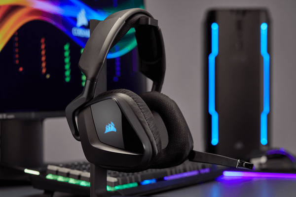 Ulasan Corsair Void Pro RGB Wireless - headset gaming nirkabel