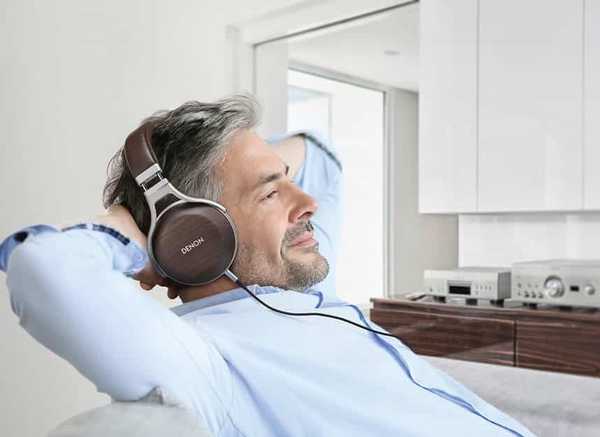 Vynikající zvuk Denon v nových domácích a přenosných sluchátkách