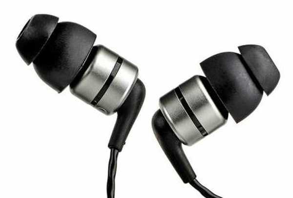 SoundMAGIC E80C - Tinjauan Vakum Headphone