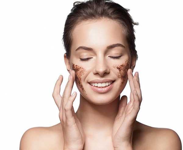 10 кращих скрабів для сухої шкіри обличчя