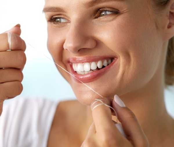 12 najlepších dentálnych nití