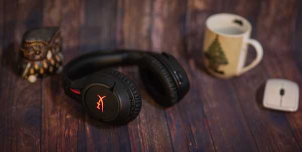 Ulasan Penerbangan HyperX Cloud - Headphone Gaming Nirkabel