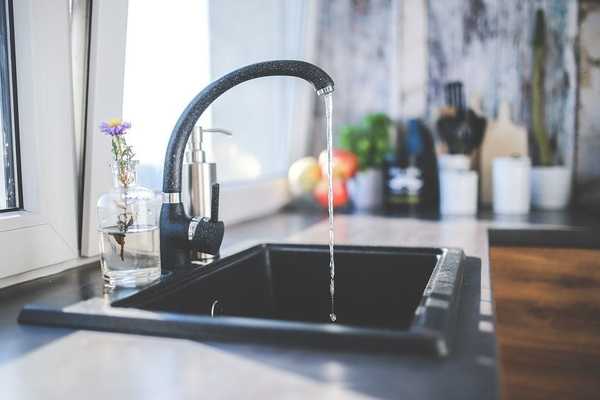 Tinjauan faucet FLORENTINA terbaik pada tahun 2020 kelebihan dan kekurangan
