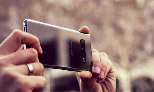 Смартфон Samsung Galaxy S10 - переваги і недоліки