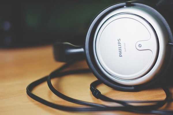 Najboljše Philips slušalke in slušalke v letu 2020
