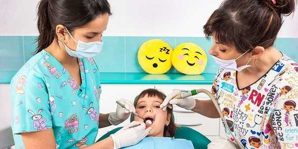 Nejlepší placené stomatologické kliniky pro děti v Jekatěrinburgu v roce 2020