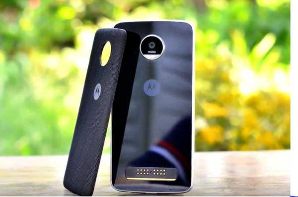 Огляд смартфона Motorola Moto Z Play - переваги і недоліки