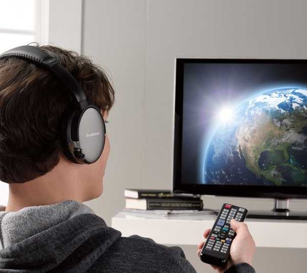 9 кращих бездротових навушників для телевізора