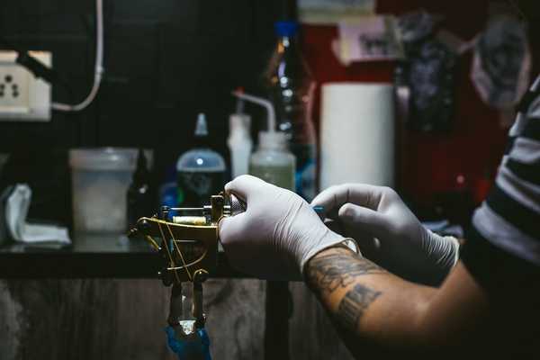 Оцена најбољих уметника за тетовирање у Чебокарсима (салони и студији) у 2020. години