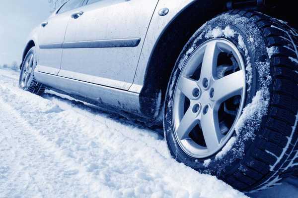 Ocena najboljših zimskih pnevmatik 2020 za ruske ceste