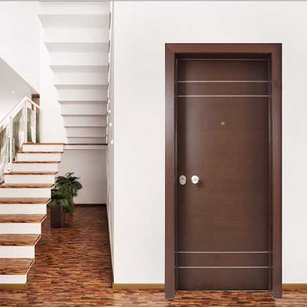 Bagaimana memilih pintu depan ke apartemen atau rumah pribadi