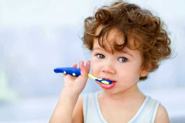 Рейтинг кращих дитячих зубних щіток на 2020 рік