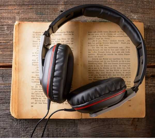 9 situs terbaik dengan buku audio