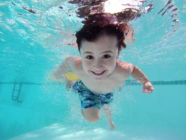 Baseny do pływania dla dzieci w Petersburgu w 2020 r