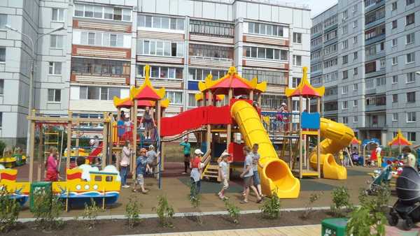Taman bermain terbaik di St. Petersburg pada tahun 2020