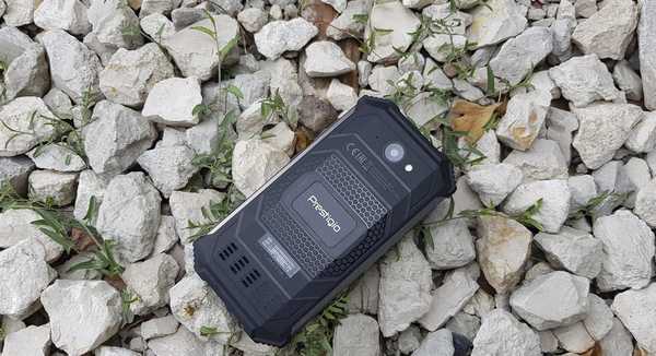 Смартфон Prestigio Muze G7 LTE - переваги і недоліки